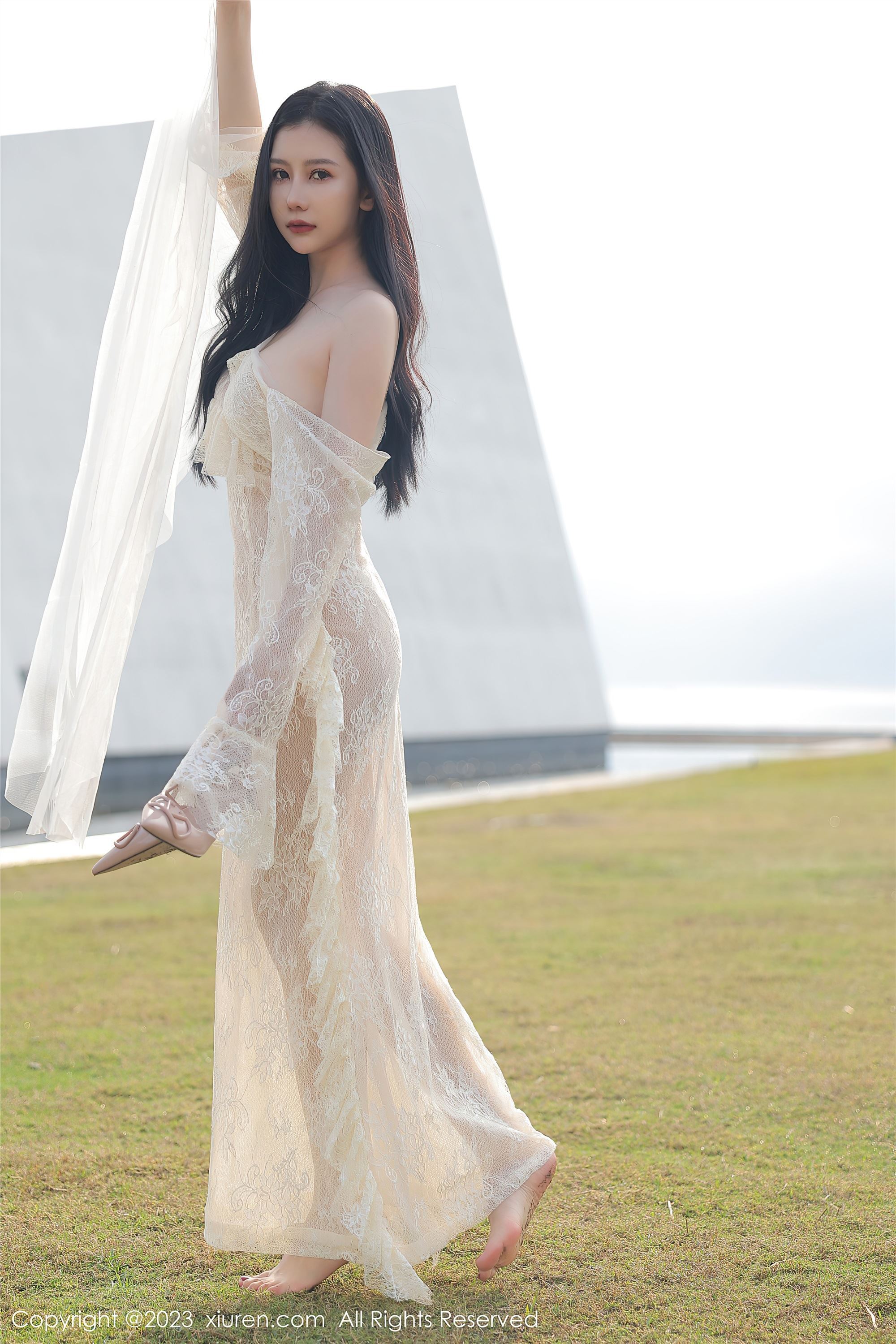 XiuRen秀人网  2023.02.22 NO.6303 尹甜甜 万宁旅拍